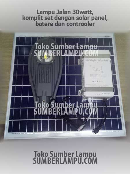 lampu jalan solarcell